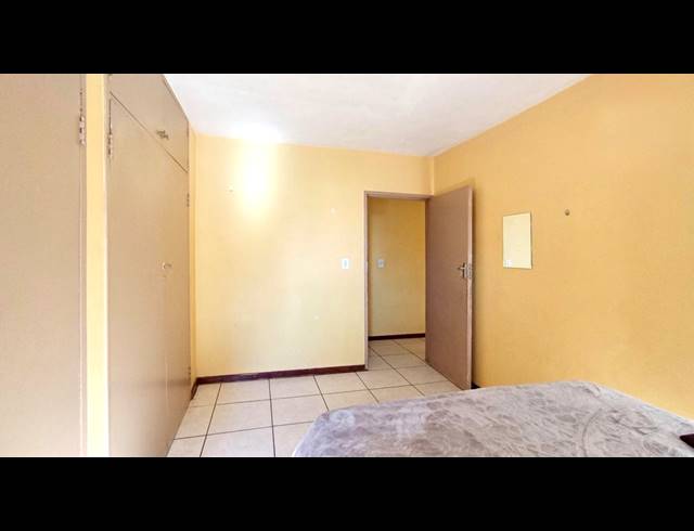 3 BEDROOM APARTMENT FOR SALE IN SUNNYSIDE